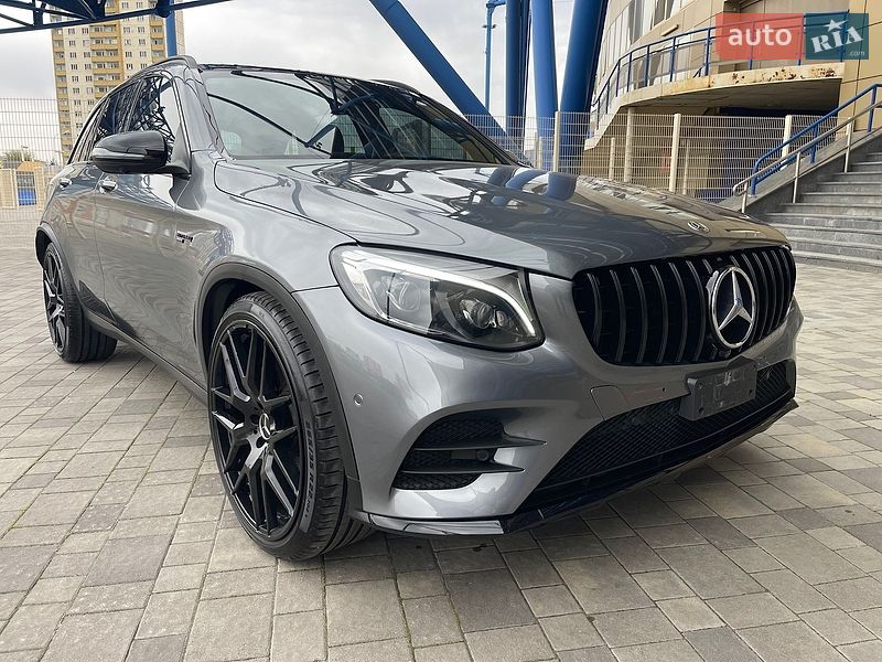 Mercedes-Benz-2