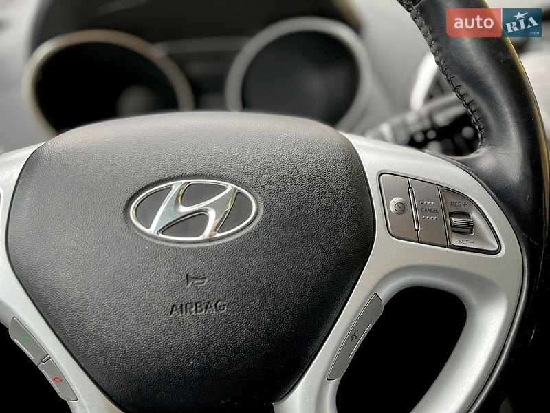 Hyundai-42