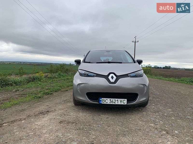 Renault-9