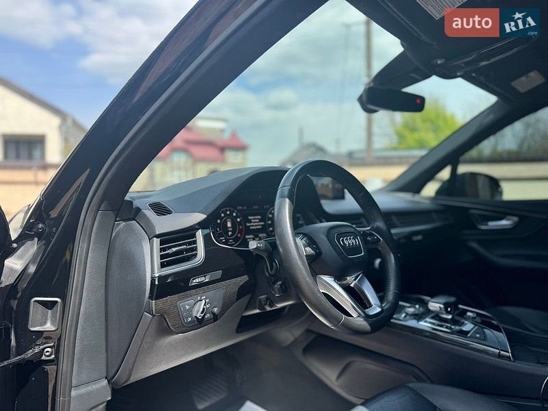 Audi-24