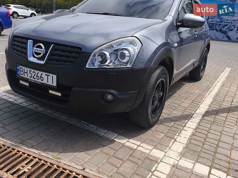 Nissan-2