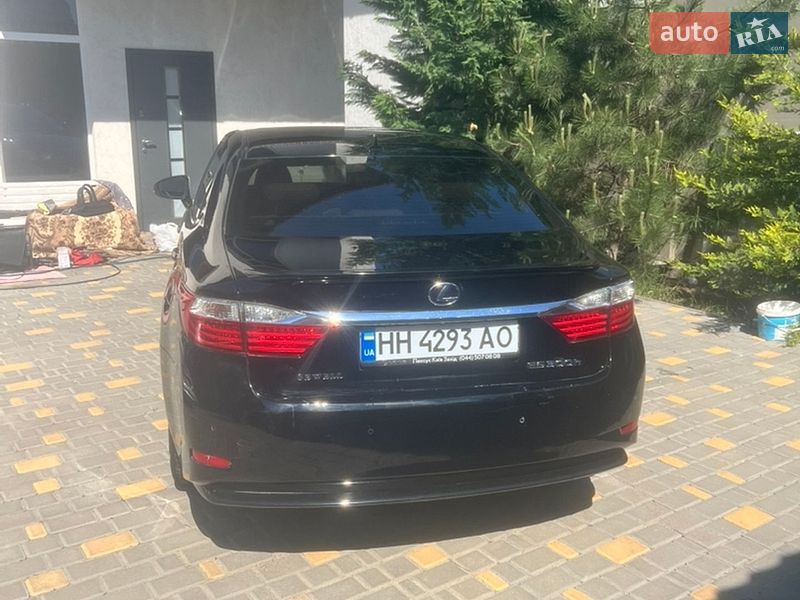 Lexus-20