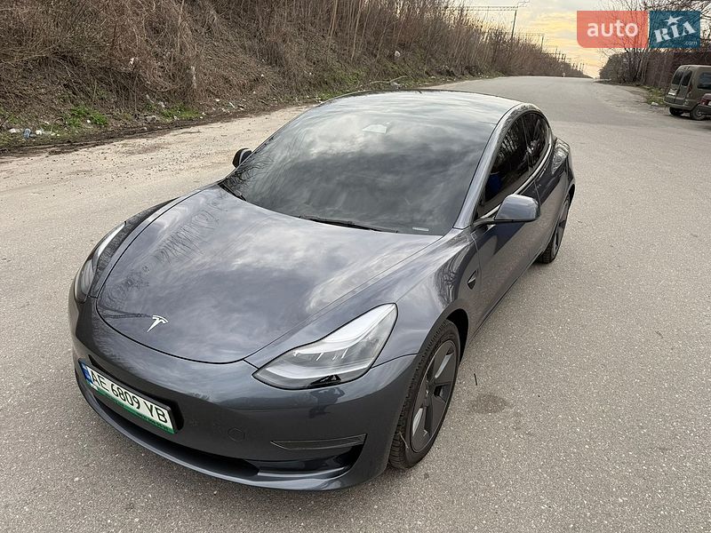Tesla-9