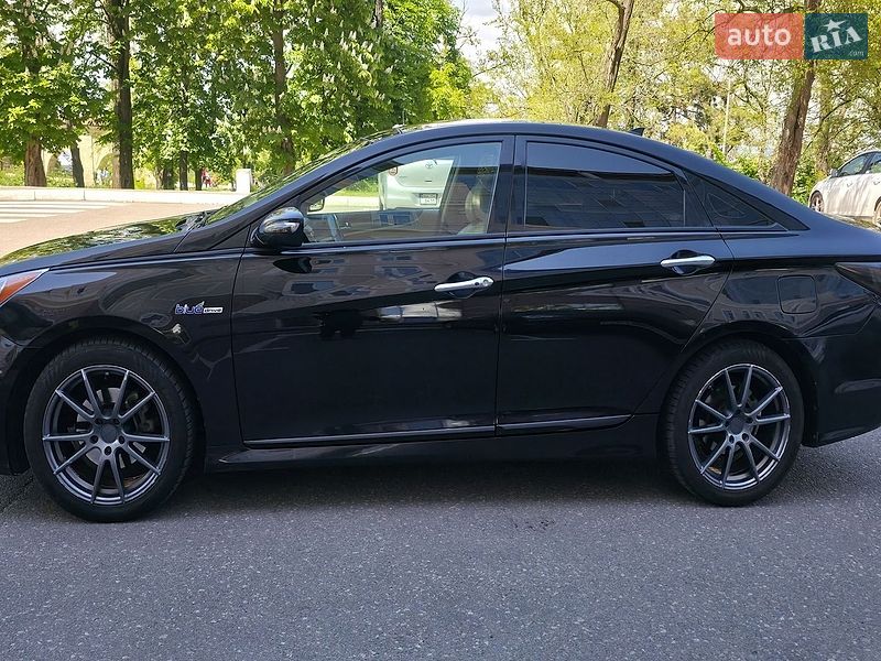 Hyundai-18