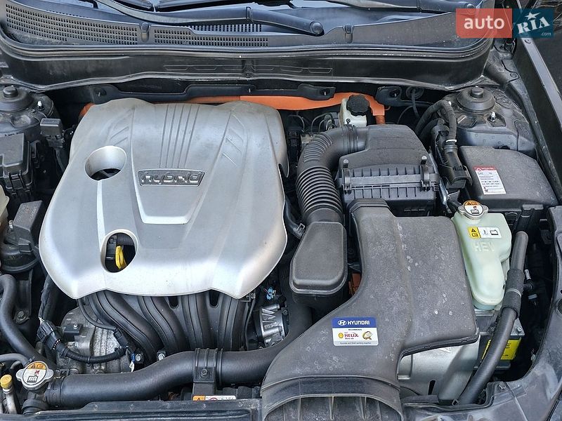 Hyundai-12