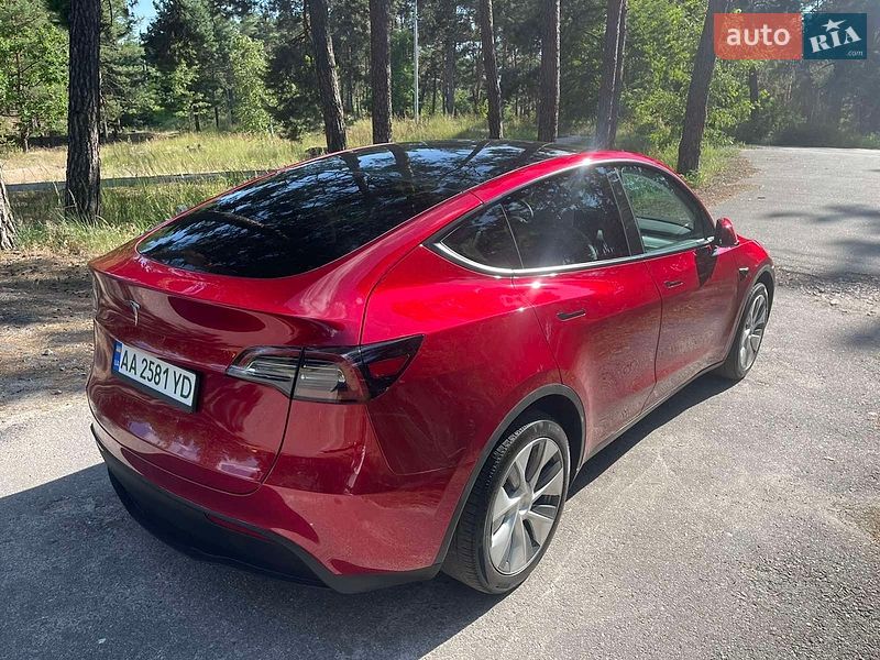 Tesla-10
