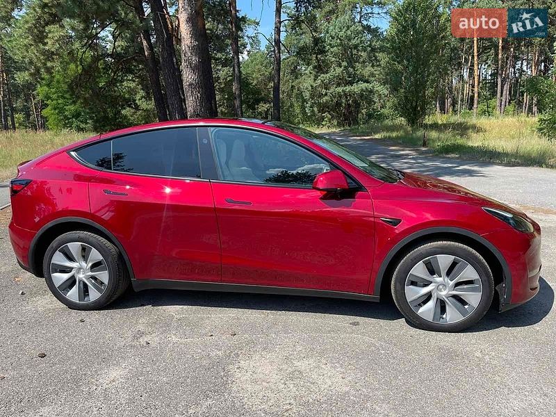 Tesla-28