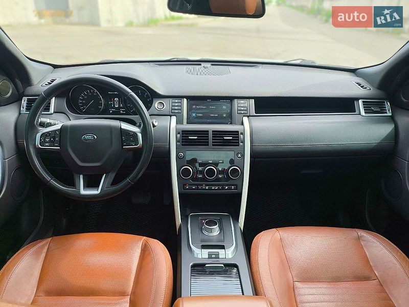 Land Rover-11