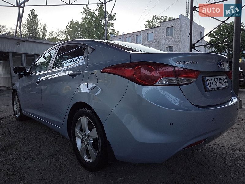 Hyundai-17