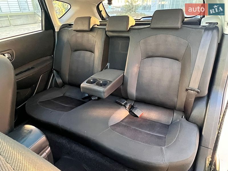 Nissan-6