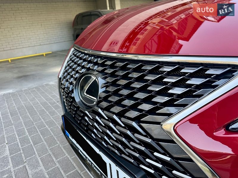 Lexus-25