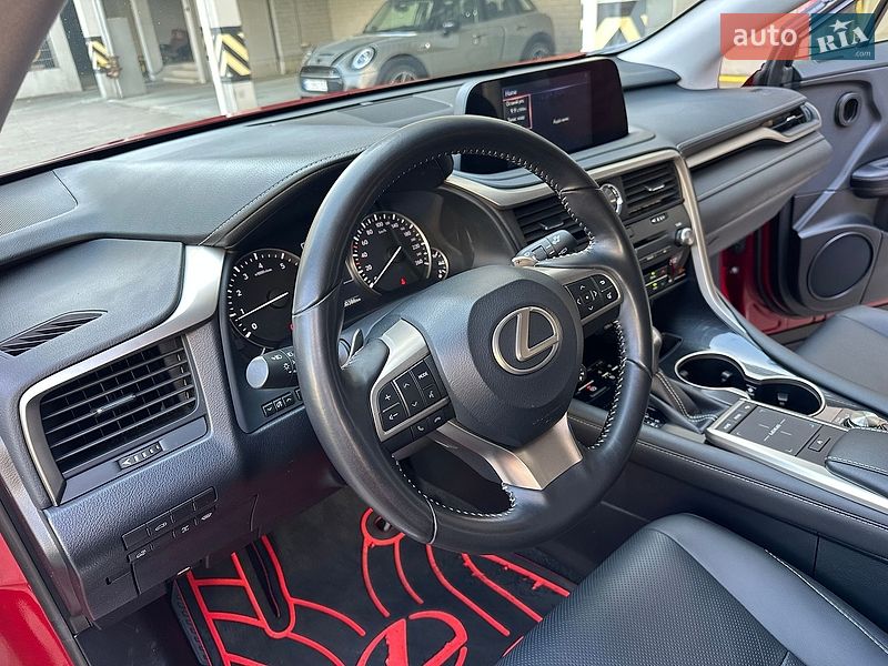 Lexus-52