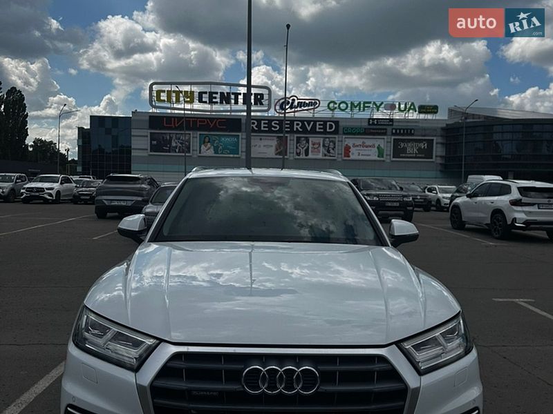 Audi-0