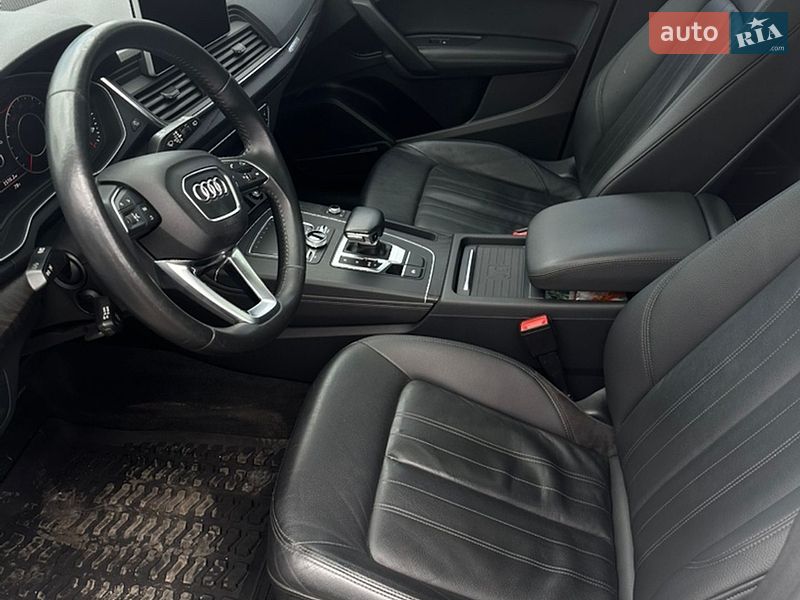 Audi-8
