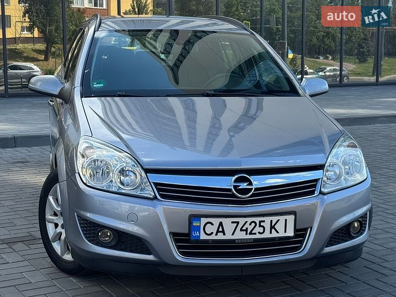 Opel-32