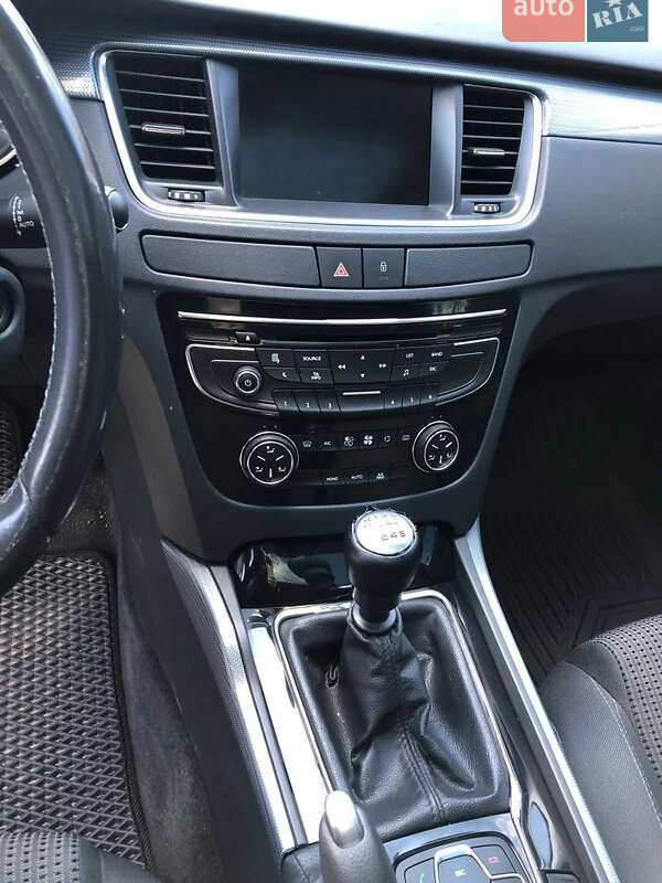 Peugeot-3