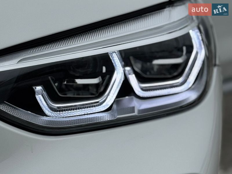 BMW-12