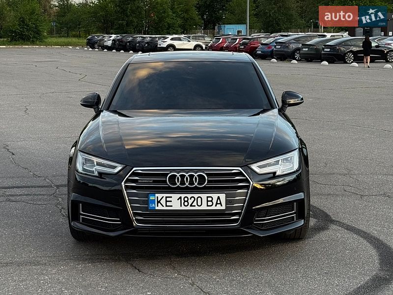 Audi-40
