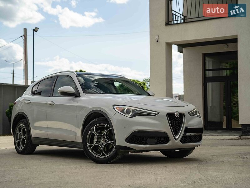 Alfa Romeo-27
