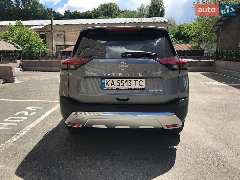 Nissan-18