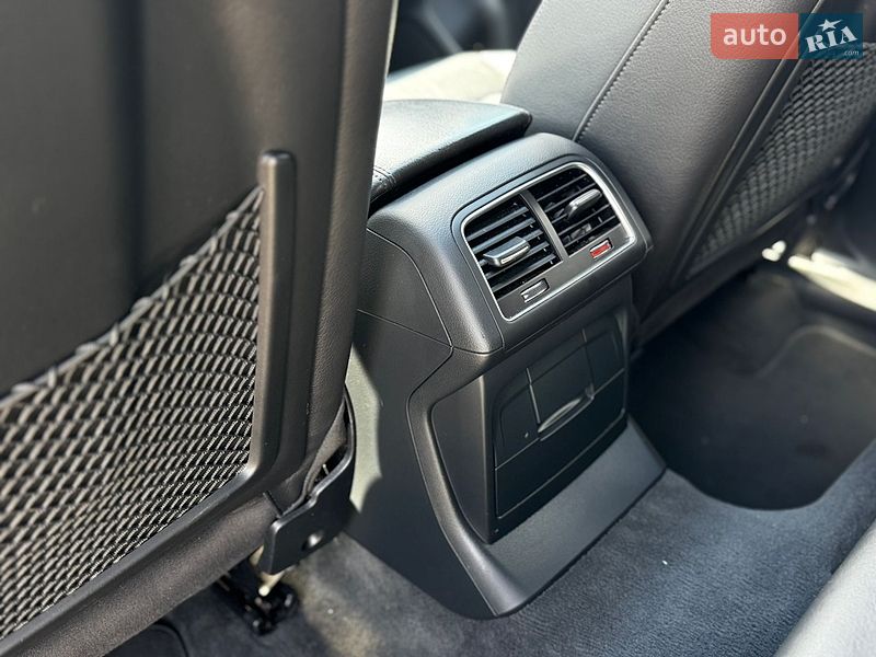 Audi-8