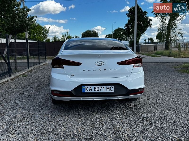 Hyundai-0