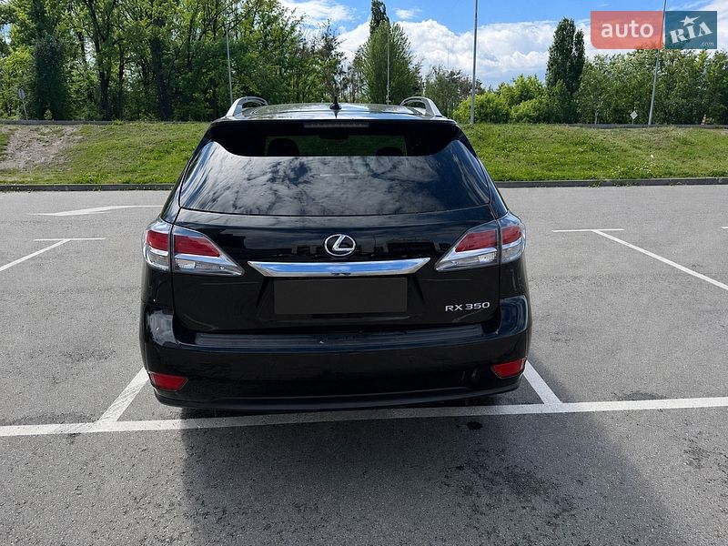 Lexus-4