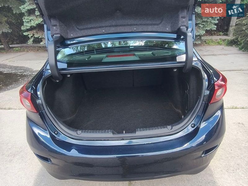 Mazda-6