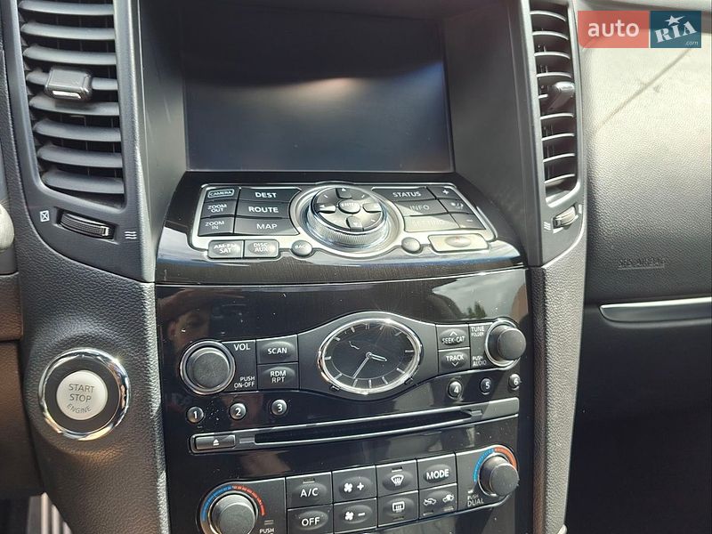 Infiniti-28