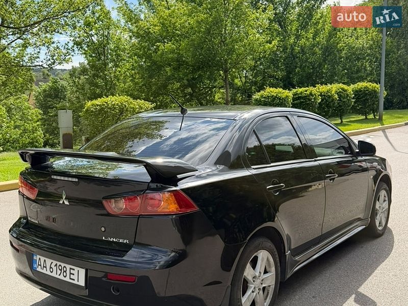 Mitsubishi-3