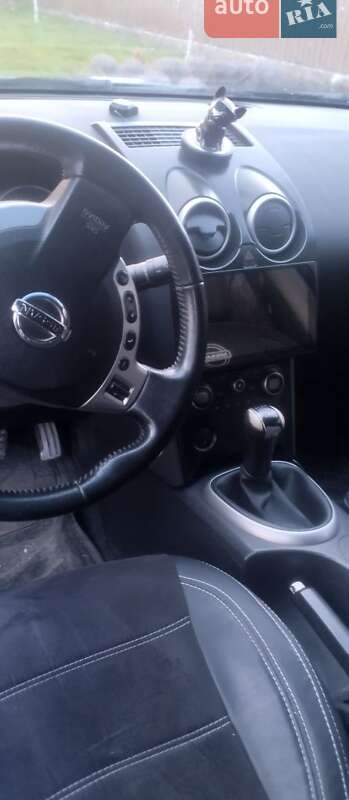 Nissan-5
