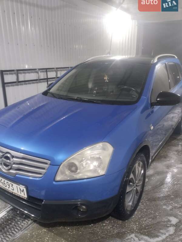 Nissan-2