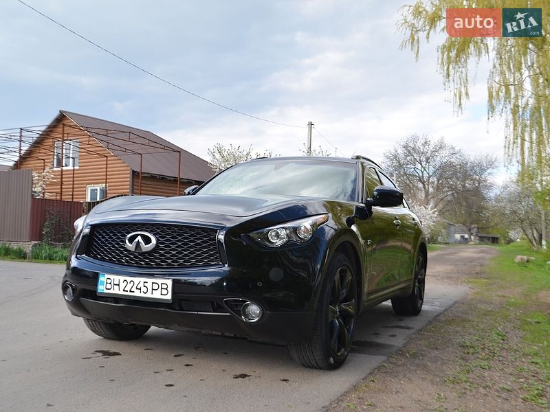 Infiniti-1