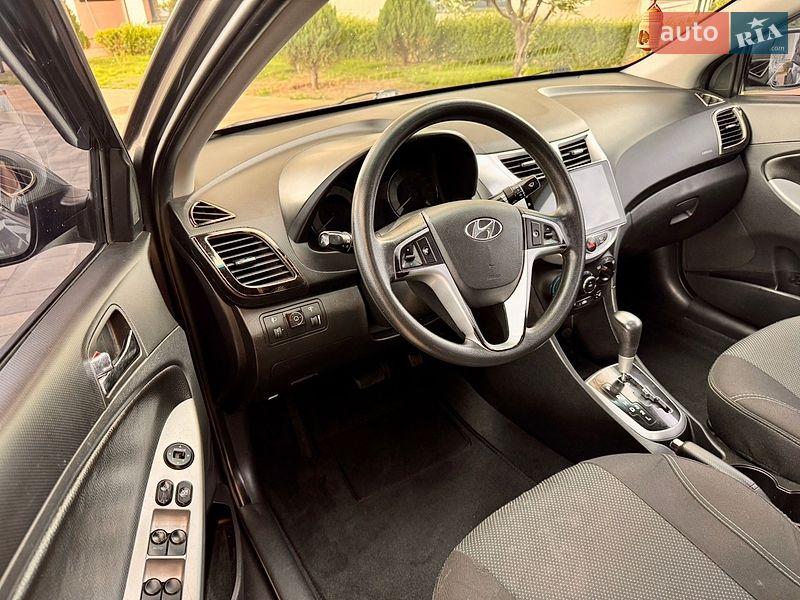 Hyundai-8