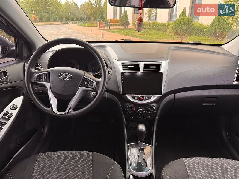 Hyundai-10