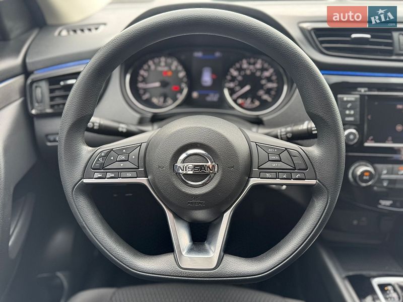 Nissan-29