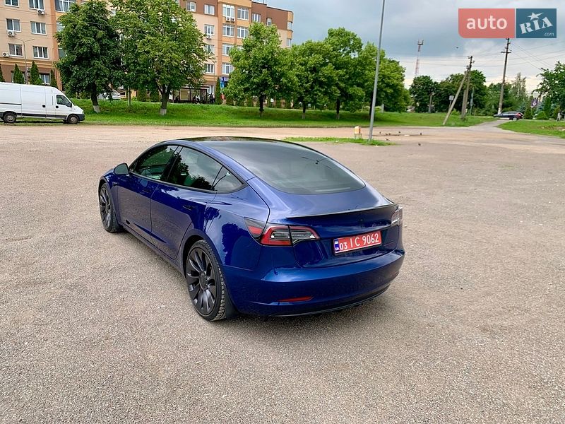 Tesla-22