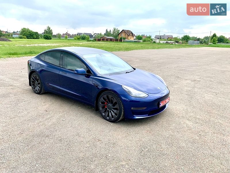 Tesla-19