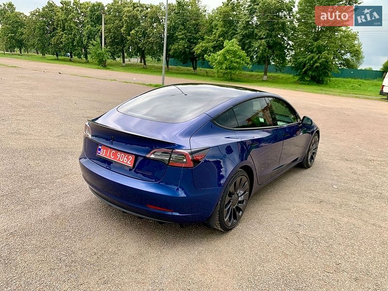 Tesla-17