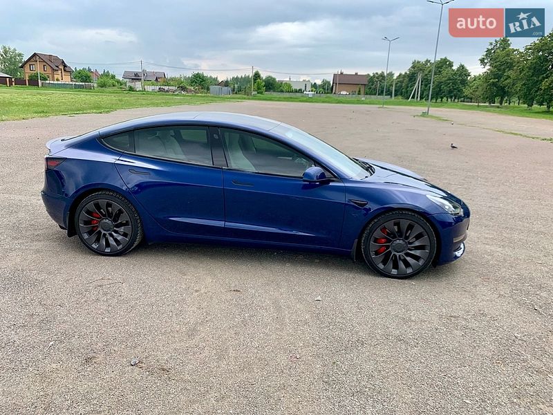 Tesla-25