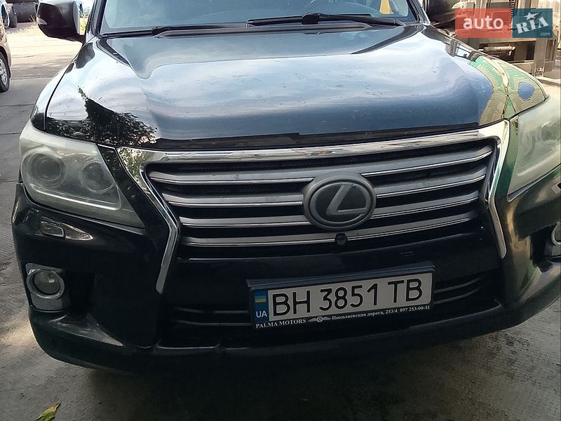 Lexus-11
