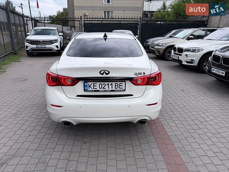 Infiniti-10
