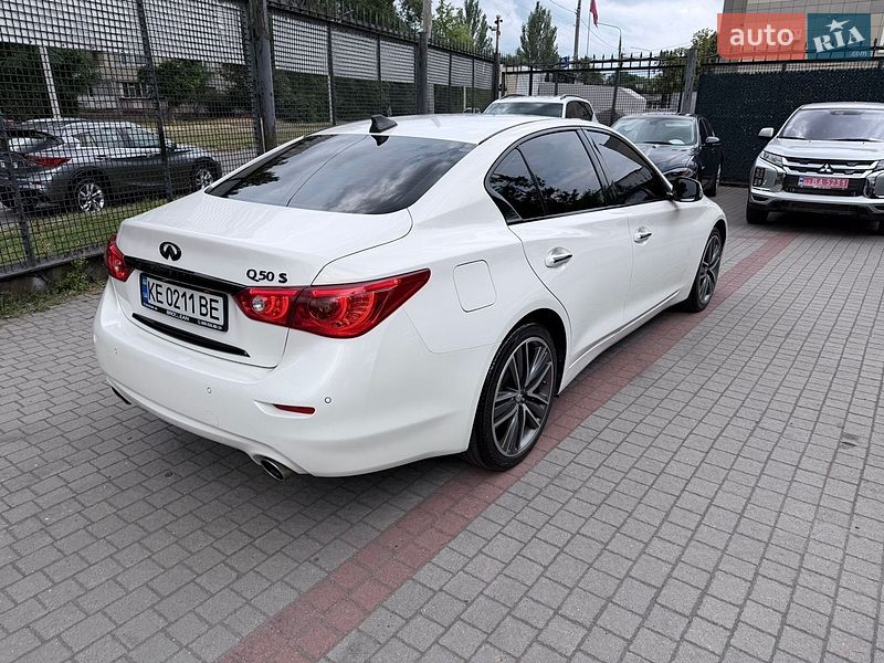 Infiniti-21