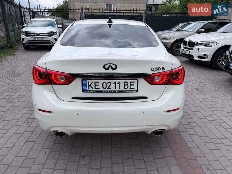 Infiniti-1