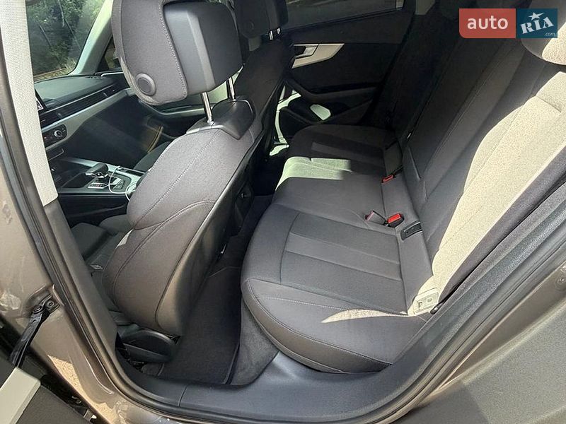 Audi-5