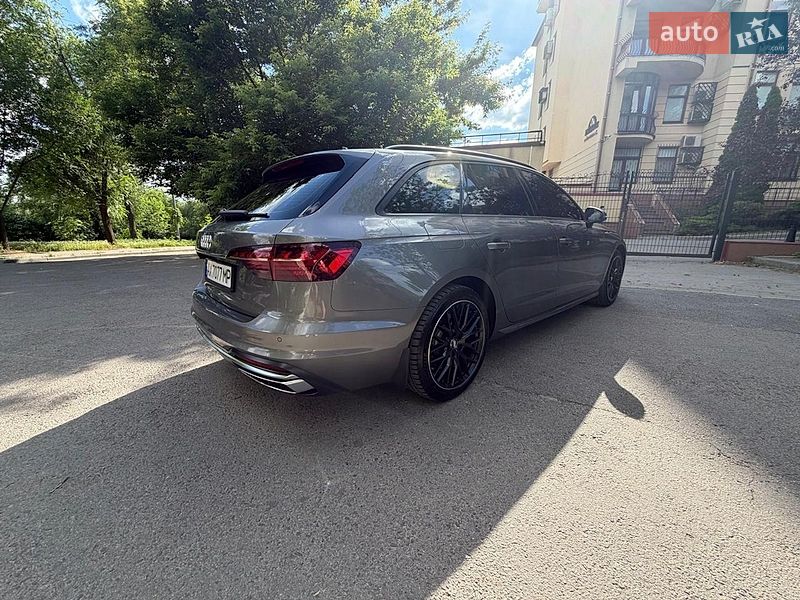 Audi-0