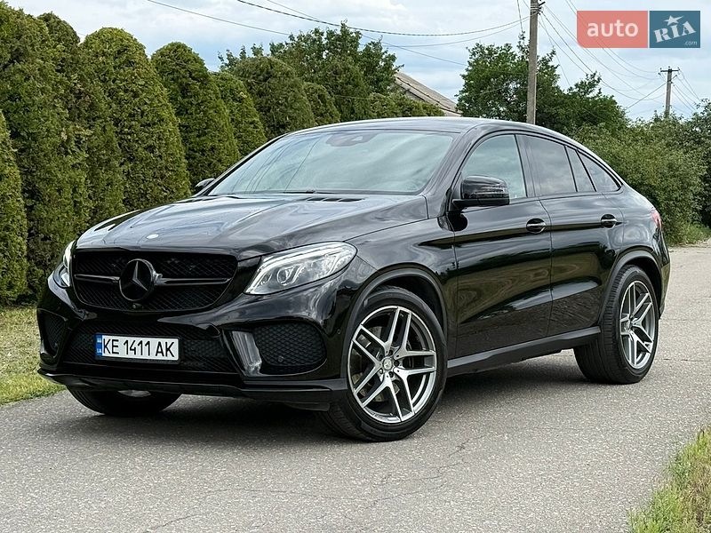 Mercedes-Benz-22