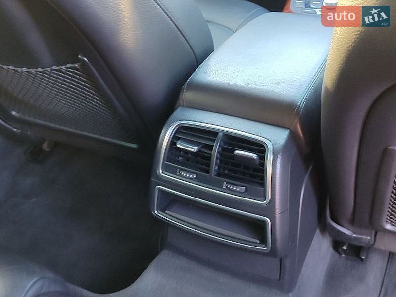 Audi-0