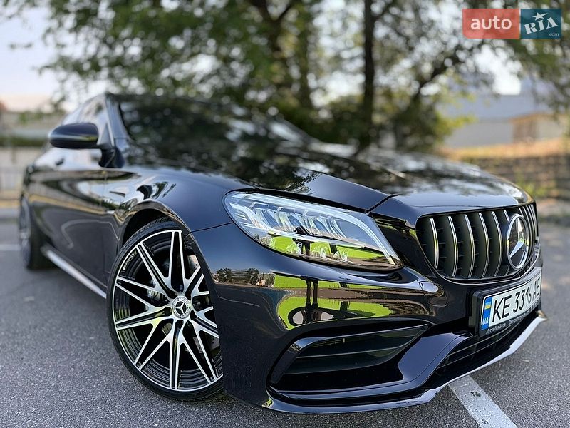 Mercedes-Benz-87