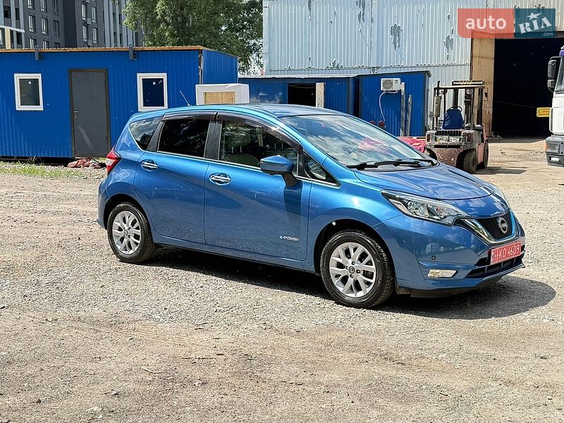 Nissan-10